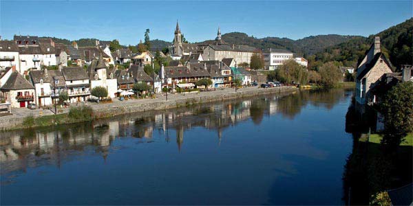 Accommodation in Dordogne is always situated within easy access of our fishing